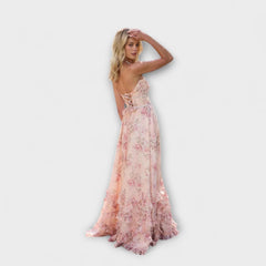 Luzie - dlouhé a volné šaty se stylem