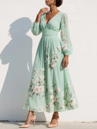 Anastasia™ | Midi šaty z chiffon s V výstřihem a světle zeleným květinovým potiskem