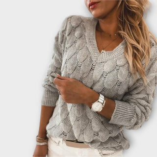 Klára | Elegantní svetr s V-výstřihem